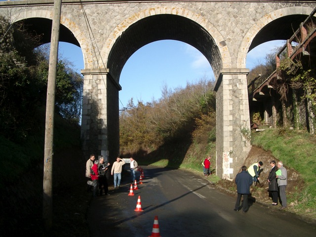 Loading Image